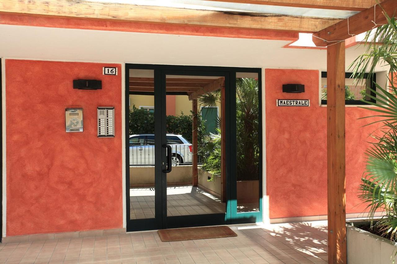 Maestrale Canova Apartments Caorle Exterior foto